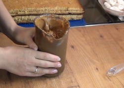 Торт Миньон шоколадный бисквит из мастики - шаг 10 Торт Миньон шоколадный бисквит из мастики - шаг 10