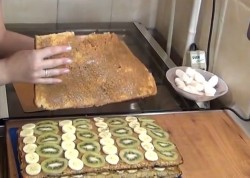 Торт Миньон шоколадный бисквит из мастики - шаг 15 Торт Миньон шоколадный бисквит из мастики - шаг 15