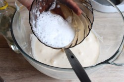 Торт на сметане и сгущенном молоке - шаг 3