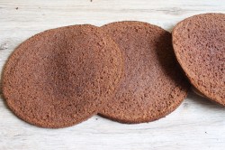 Торт на сметане и сгущенном молоке - шаг 10