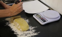 Торт Наполеон со сливочным кремом и ванильным вкусом - шаг 10