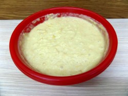 Бисквитный торт персиковый со сливочным кремом - шаг 6