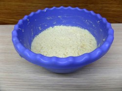 Бисквитный торт персиковый со сливочным кремом - шаг 8