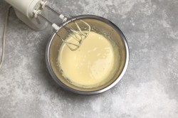 Торт Птичье молоко в домашних условиях с желатином - шаг 10