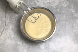 Торт Птичье молоко в домашних условиях с желатином - шаг 11