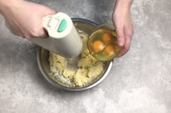 Торт Птичье молоко с манкой - шаг 3 Торт Птичье молоко с манкой - шаг 3