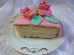 торт бисквитный с мастикой Розовая мечта  - шаг 10