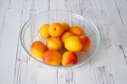 Торт с абрикосами - шаг 10