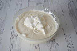 Торт с абрикосами - шаг 8