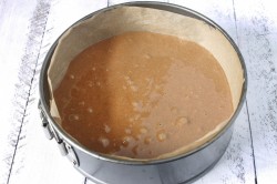 Торт с бананом и сгущенкой вареной - шаг 4 Торт с бананом и сгущенкой вареной - шаг 4