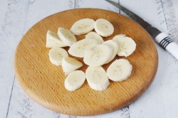 Торт с бананом и сгущенкой вареной - шаг 8 Торт с бананом и сгущенкой вареной - шаг 8