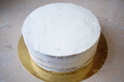 Торт с цветами из крема - шаг 8 Торт с цветами из крема - шаг 8