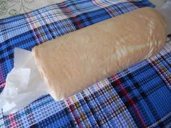 Рулет Сказка с цукатами - шаг 6