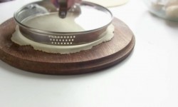 Торт на сметане без яиц на сковороде - шаг 6