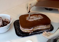 Торт Свинка Пеппа йогуртовый - шаг 3