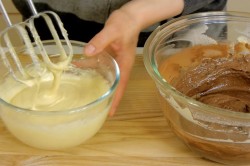 Торт Зебра на сметане и кефире - шаг 11