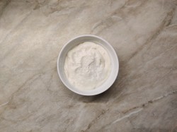 Творожная запеканка в микроволновке с манкой - шаг 5