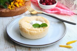 Творожная запеканка в микроволновке с манкой - шаг 7