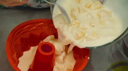 Творожно-апельсиновый торт со сметаной без выпечки - шаг 21 Творожно-апельсиновый торт со сметаной без выпечки - шаг 21