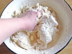 Творожно песочное тесто - шаг 5