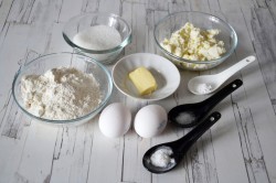 Творожный торт без желатина с лимоном - шаг 1 Творожный торт без желатина с лимоном - шаг 1