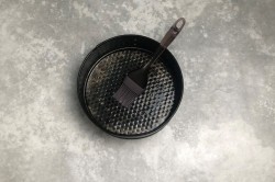 Улитка из лаваша с фаршем в духовке пирог - шаг 8