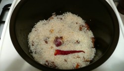 Узбекский плов в мультиварке - шаг 10