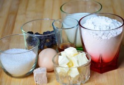 Ванильные сухари с изюмом - шаг 1 Ванильные сухари с изюмом - шаг 1