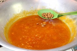 Варенье из абрикосов с ядрышками из косточек на зиму - шаг 11 Варенье из абрикосов с ядрышками из косточек на зиму - шаг 11