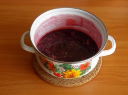 Варенье из лесной земляники пятиминутка на зиму - шаг 6