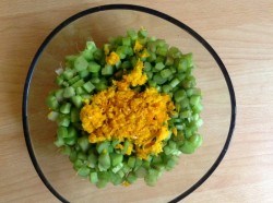 Варенье из ревеня с апельсином на зиму - шаг 2