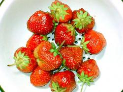 Варенье пятиминутка из клубники - шаг 2