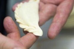 Вареники с картошкой и квашеной капустой - шаг 13 Вареники с картошкой и квашеной капустой - шаг 13