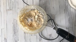 Вишневый пирог с замороженной вишней - шаг 5