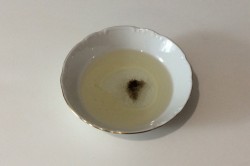 Вкусная заправка для овощного салата - шаг 2