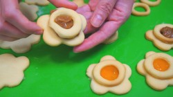 Двойное песочное печенье с вареньем - шаг 18 Двойное песочное печенье с вареньем - шаг 18