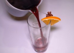 Фруктовый глинтвейн с красным вином и коньяком - шаг 15 Фруктовый глинтвейн с красным вином и коньяком - шаг 15