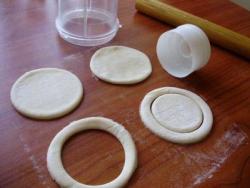 Волованы с овощами - тарталетки из слоеного теста - шаг 2 Волованы с овощами - тарталетки из слоеного теста - шаг 2