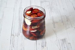 Вяленые сливы с чесноком - шаг 8 Вяленые сливы с чесноком - шаг 8