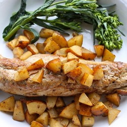 Вырезка свиная, запеченная с вином и грушами