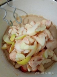 Яблочный пирог с медом - шаг 5 Яблочный пирог с медом - шаг 5