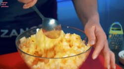 Яблочный пирог с мёдом на овсяном тесте - шаг 15 Яблочный пирог с мёдом на овсяном тесте - шаг 15