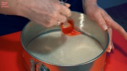 Яблочный пирог с мёдом на овсяном тесте - шаг 17 Яблочный пирог с мёдом на овсяном тесте - шаг 17