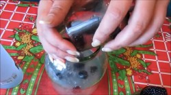 Ягодная наливка из ежевики на водке - шаг 3 Ягодная наливка из ежевики на водке - шаг 3