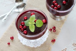 Ягодное желе с желатином из замороженных ягод - шаг 9