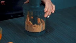 Яркий творожный торт из печенья без выпечки - шаг 4