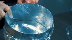 Яркий творожный торт из печенья без выпечки - шаг 8