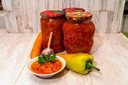 Закуска из болгарского перца с помидорами и чесноком на зиму - шаг 18