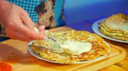 Закусочный торт из кабачков с помидорами и зеленью - шаг 23