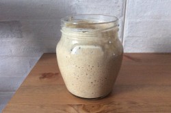 Закваска из ржаной муки в домашних условиях - шаг 10 Закваска из ржаной муки в домашних условиях - шаг 10